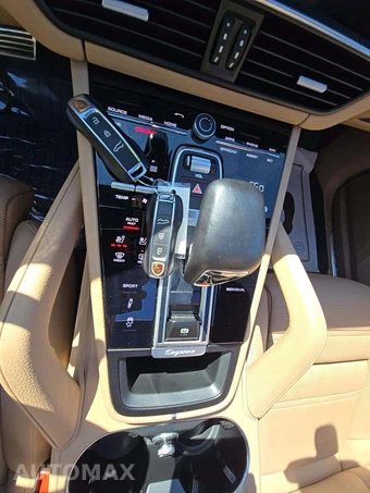2023 Porsche Cayenne S Platinum Edition – miniatura 5