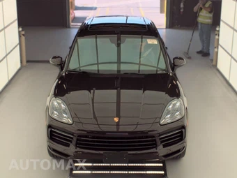 2023 Porsche Cayenne S Platinum Edition – miniatura 2