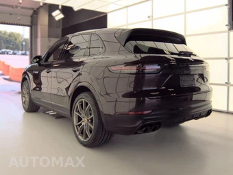 2023 Porsche Cayenne S Platinum Edition – miniatura 6