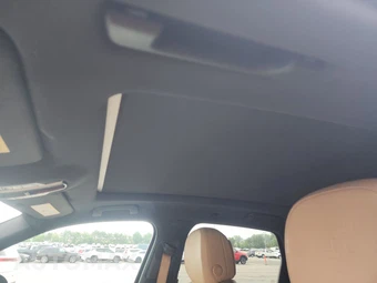 2023 Porsche Cayenne S Platinum Edition – miniatura 17