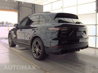 2023 Porsche Cayenne S Platinum Edition – miniatura 6
