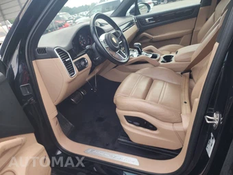 2023 Porsche Cayenne S Platinum Edition – miniatura 7