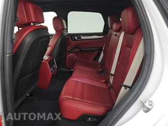 2023 Porsche Cayenne S Platinum Edition – miniatura 13