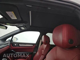 2023 Porsche Cayenne S Platinum Edition – miniatura 18