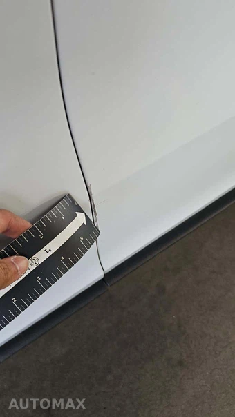 2023 Porsche Cayenne S Platinum Edition – miniatura 31