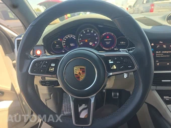 2023 Porsche Cayenne S Platinum Edition – miniatura 10
