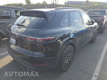 2023 Porsche Cayenne S – miniatura 4