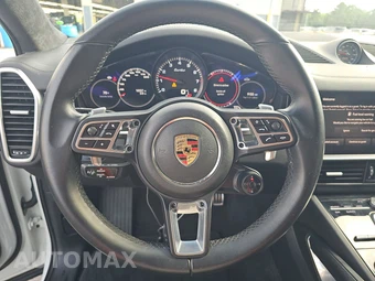 2023 Porsche Cayenne Turbo Coupe – miniatura 10