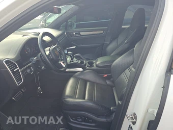 2023 Porsche Cayenne Turbo Coupe – miniatura 7