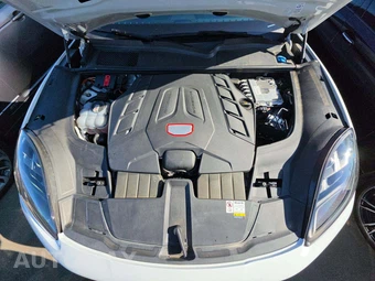2023 Porsche Cayenne Turbo Coupe – miniatura 22