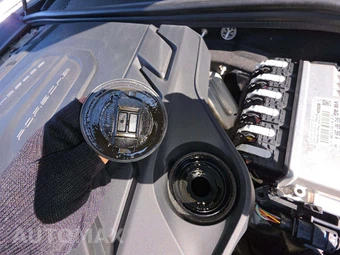 2023 Porsche Cayenne Turbo Coupe – miniatura 24
