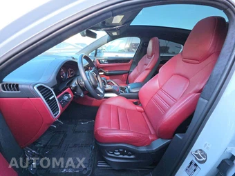2023 Porsche Cayenne Turbo Coupe – miniatura 6
