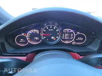 2023 Porsche Cayenne Turbo Coupe – miniatura 9