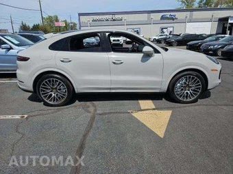 2023 Porsche Cayenne Turbo Coupe – miniatura 4