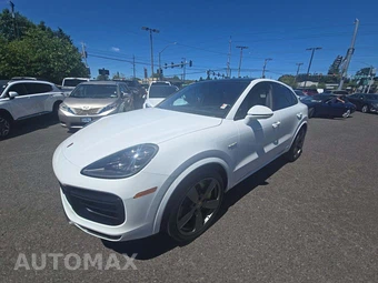 2023 Porsche Cayenne Turbo S E-Hybrid Coupe