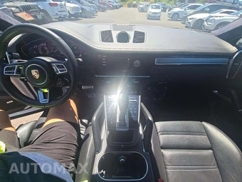 2023 Porsche Cayenne Turbo S E-Hybrid Coupe – miniatura 10