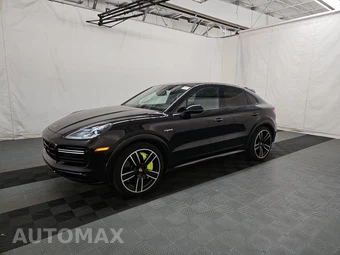 2023 Porsche Cayenne Turbo S E-Hybrid Coupe