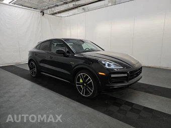 2023 Porsche Cayenne Turbo S E-Hybrid Coupe – miniatura 3