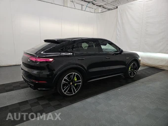 2023 Porsche Cayenne Turbo S E-Hybrid Coupe – miniatura 4