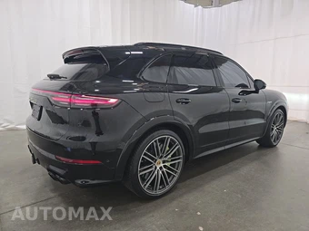 2023 Porsche Cayenne Turbo S E-Hybrid - miniatura 4