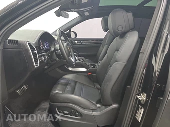 2023 Porsche Cayenne Turbo S E-Hybrid - miniatura 7