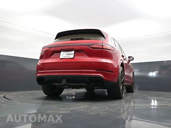 2023 Porsche Cayenne Turbo - miniatura 29