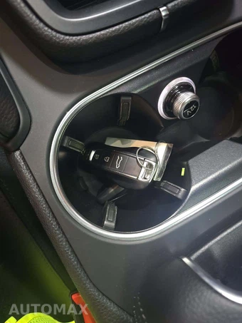 2023 Porsche Cayenne – miniatura 8