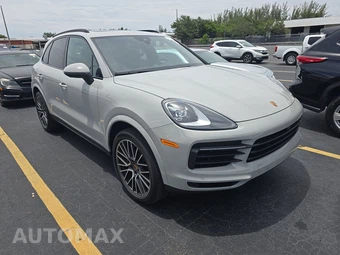 2023 Porsche Cayenne - miniatura 3