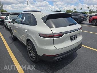 2023 Porsche Cayenne - miniatura 6