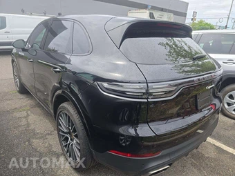 2023 Porsche Cayenne – miniatura 2