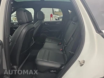 2023 Porsche Cayenne – miniatura 10