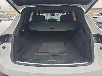 2023 Porsche Cayenne – miniatura 13