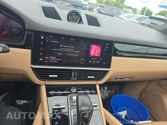 2023 Porsche Cayenne – miniatura 10