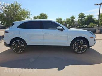 2023 Porsche Cayenne - miniatura 4
