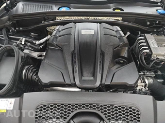 2023 Porsche Macan GTS – miniatura 16