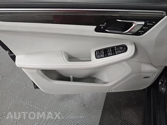 2023 Porsche Macan GTS – miniatura 9
