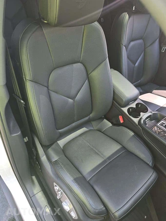 2023 Porsche Macan T – miniatura 17