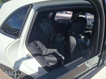 2023 Porsche Macan - miniatura 16