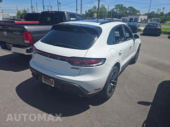 2023 Porsche Macan - miniatura 3
