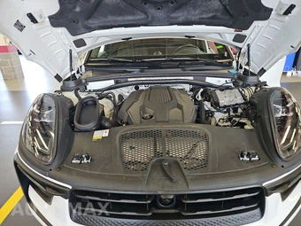 2023 Porsche Macan – miniatura 15