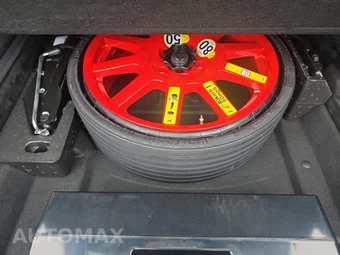 2023 Porsche Macan – miniatura 7