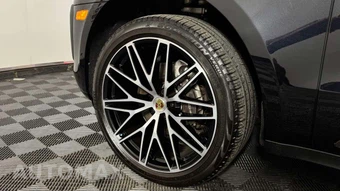 2023 Porsche Macan - miniatura 13