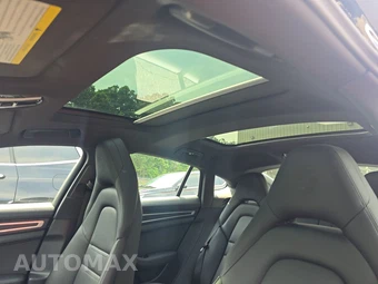 2023 Porsche Panamera 4 E-Hybrid Platinum E – miniatura 17