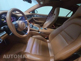 2023 Porsche Panamera 4 E-Hybrid Platinum Edition Hatchback - miniatura 7