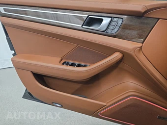 2023 Porsche Panamera 4 E-Hybrid Platinum Edition Hatchback - miniatura 9