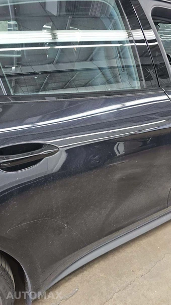 2023 Porsche Panamera 4 E-Hybrid – miniatura 29