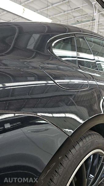 2023 Porsche Panamera 4 E-Hybrid – miniatura 30