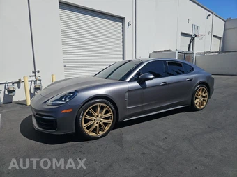 2023 Porsche Panamera 4 Platinum Edition