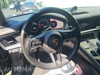 2023 Porsche Panamera 4 Platinum Edition – miniatura 10