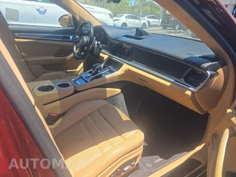 2023 Porsche Panamera 4 Platinum Edition – miniatura 8